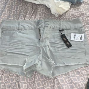 Mid Rise shorts